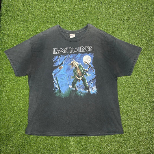 RARE Vintage 2000s Iron Maiden XXL Here Lies A Man Metal Band T Shirt Faded Black